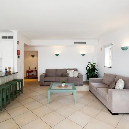 Apartment Bicos By