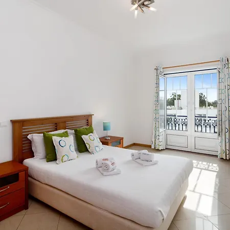 Bicos By Apartment Albufeira