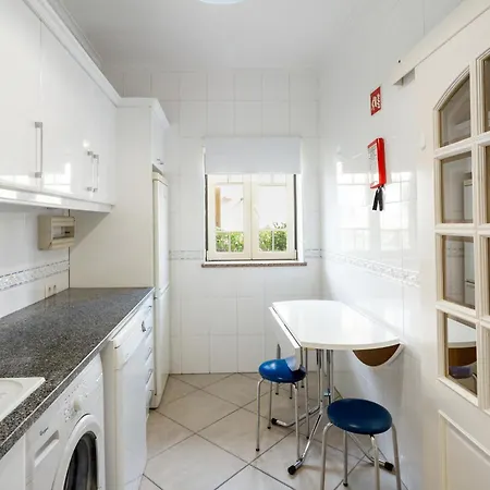 Bicos By Apartment *